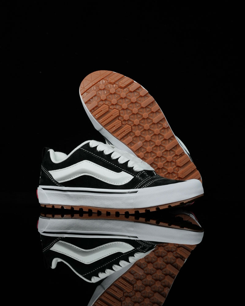 VANS KNU SKOOL